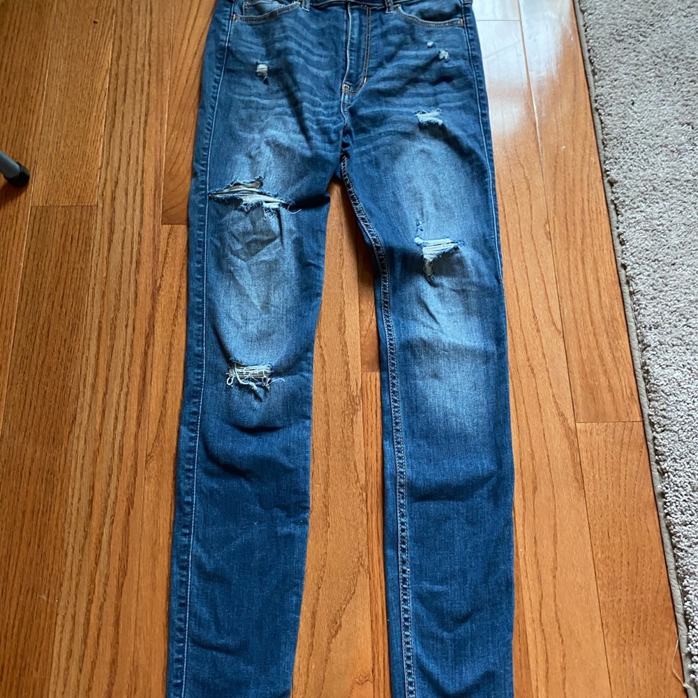 High waisted jeans